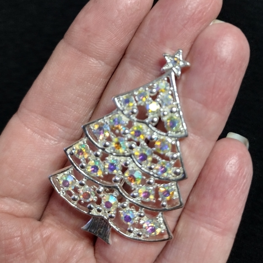 Eisenberg Ice Silver Christmas Tree Brooch with Multicolor Crystals - Picture 2 of 8